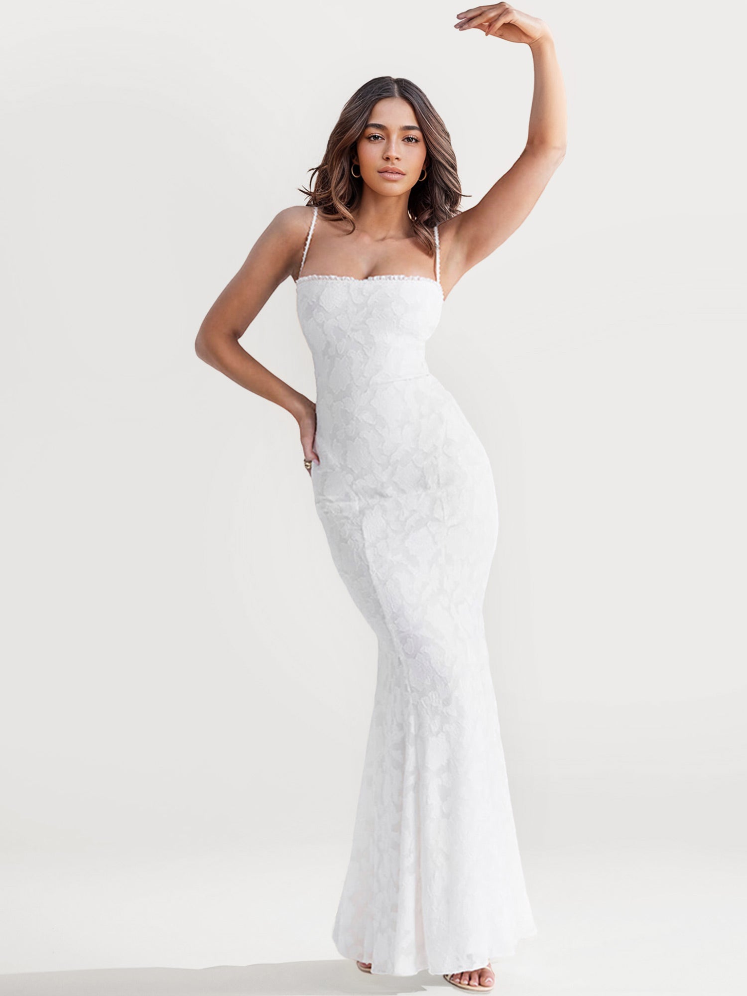 Elegant Lace Fit-and-Flare Maxi Dress2