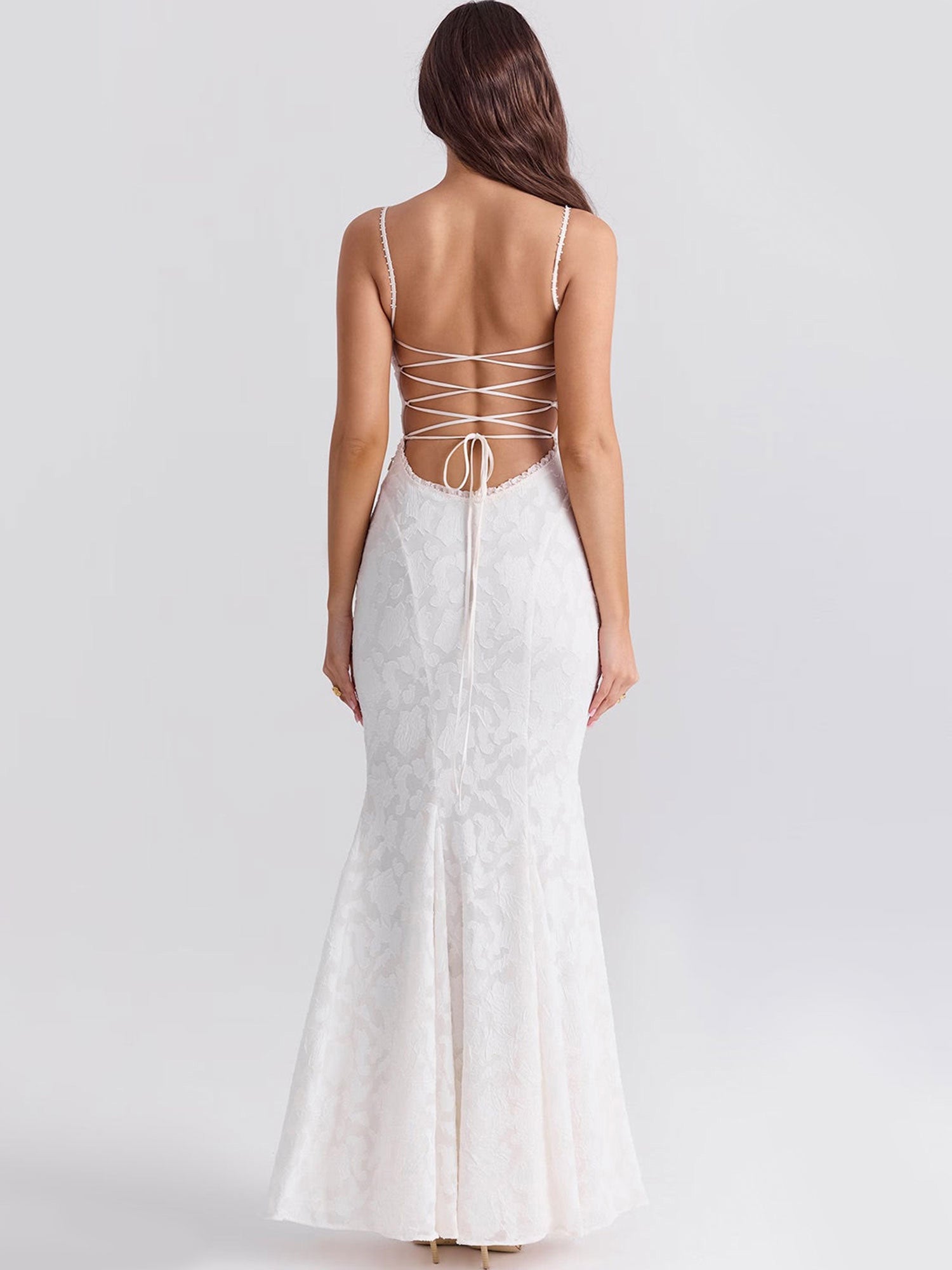 Elegant Lace Fit-and-Flare Maxi Dress3