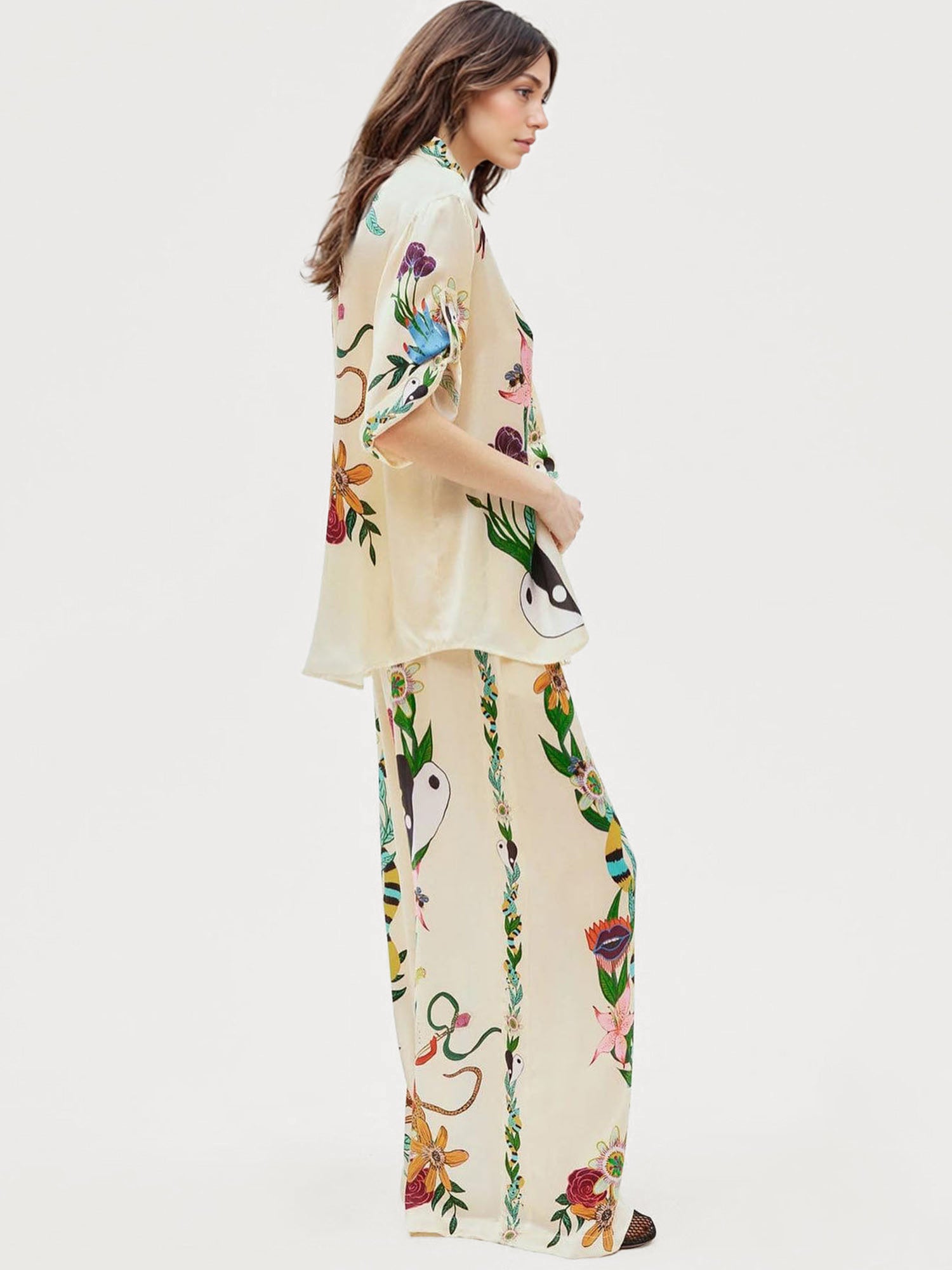 Satin Oversized Pants with Sophisticated Print Two-Piece Set3