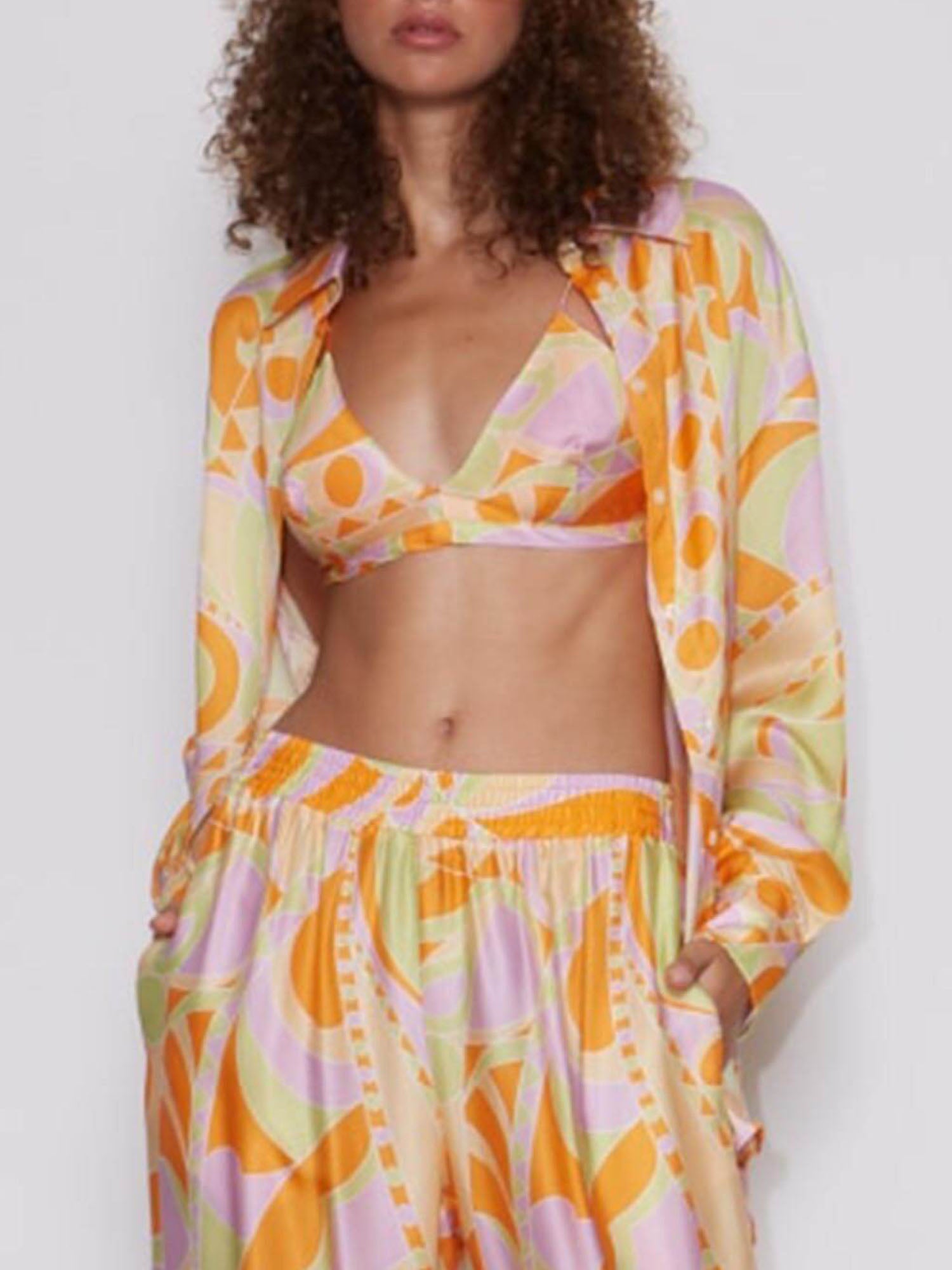 Tropical Beach Graphic Print Button-Up Shirt1