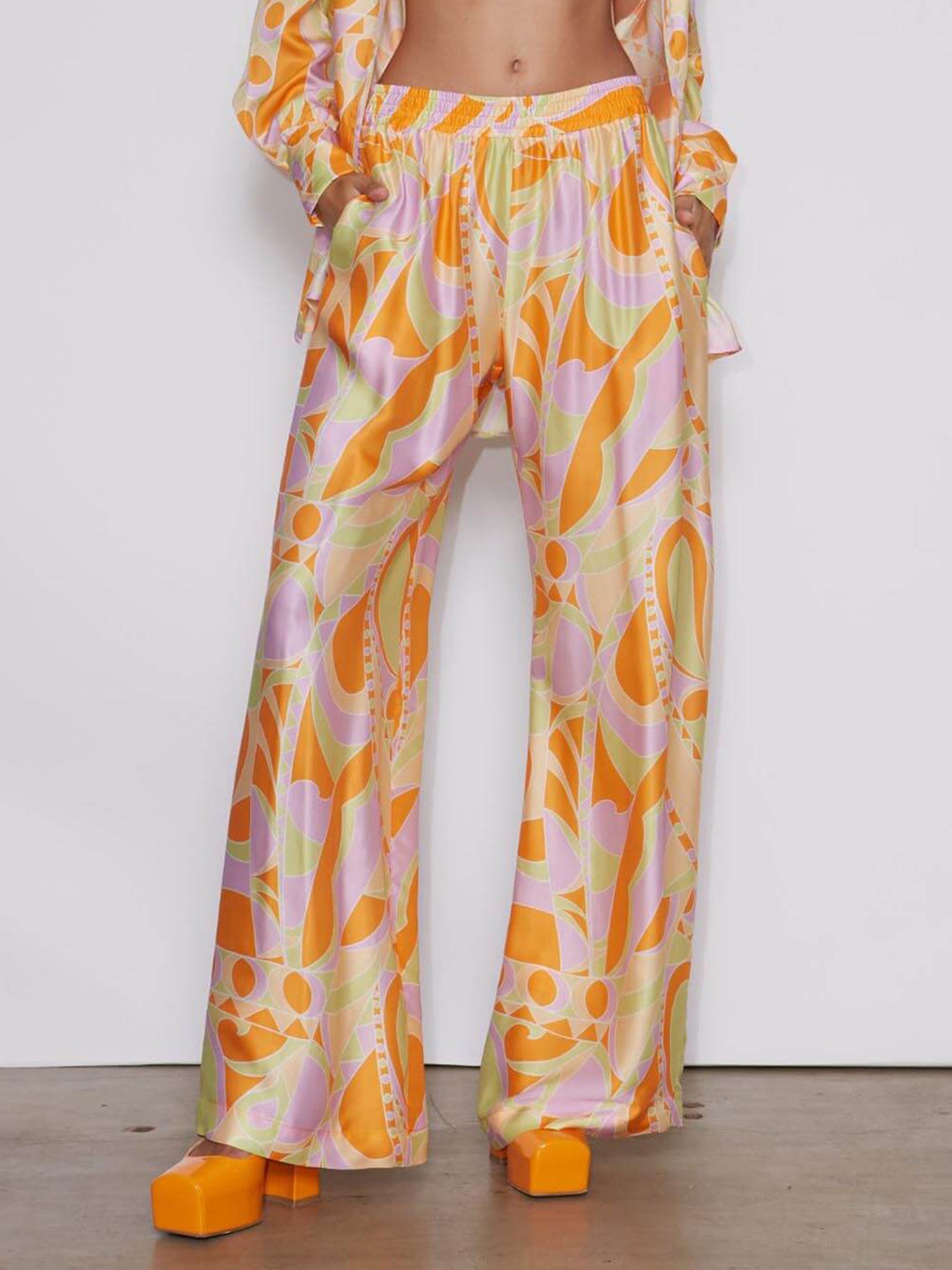 Tropical Beach Graphic Print Wide-Leg Pants1